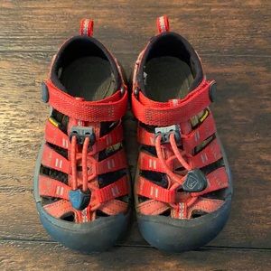 Kids KEEN sandals